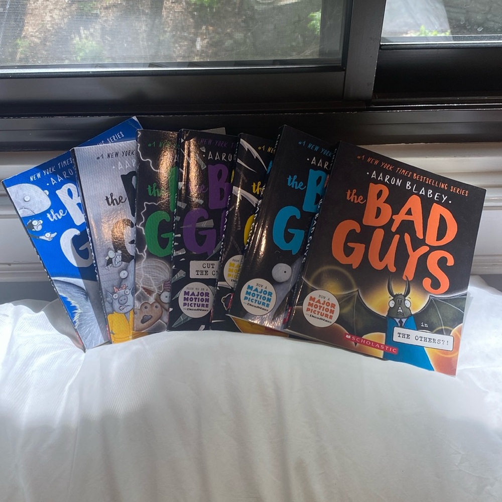 The Bad Guys book series by Aaron Blabey -Lot of 8 Books- #9 through 16. EUC